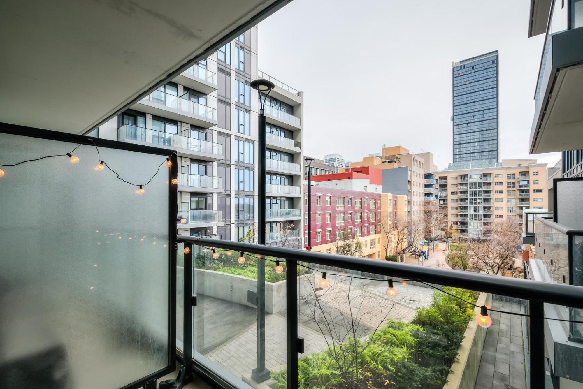 Panorama Suites Downtown 多伦多 外观 照片